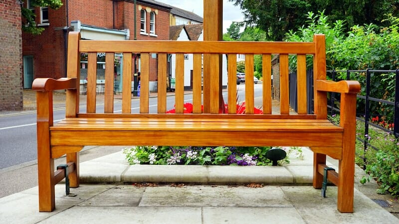 Tips for Staining Wood Bench